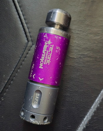 Image 4 pour Tectonic Quake grenades + pouch/primers