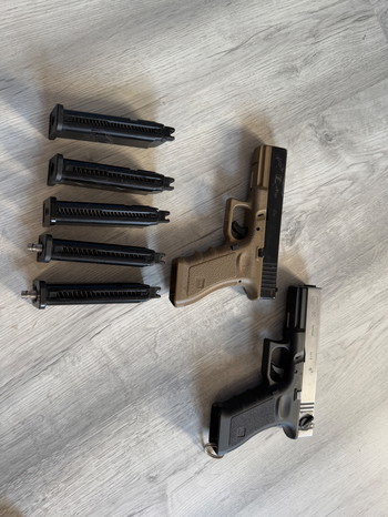 Image 4 for Lot Glock 17-18