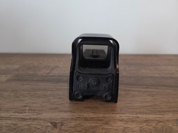 Afbeelding 3 van Airsoft Pirate Arms holosight red dot sight - defect led