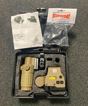 Afbeelding van Brandnew! EoTech 558 + G33 FDE Replica Red Dot XPS similar to G43 / G45