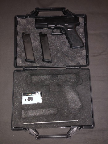 Image 2 pour Tokyo Marui Glock 17 inclusief originele doos en carry case