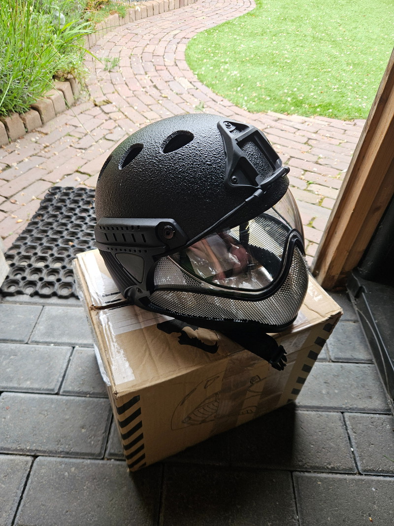 Bild 1 für WarQ Full Face First ASG helm - Black Raptor