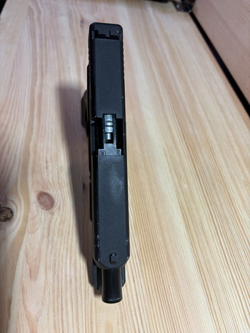 Afbeelding 3 van Glock 17 Gen5 Co2 mit Koffer, Holster, Maske und BB's