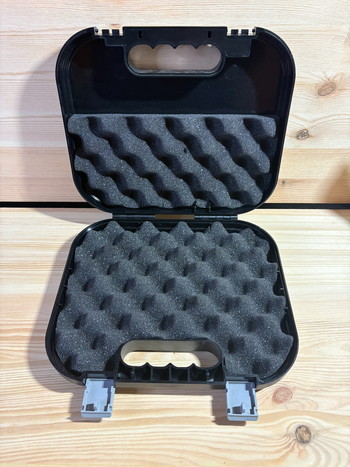 Bild 5 für Glock 17 Gen5 Co2 mit Koffer, Holster, Maske und BB's