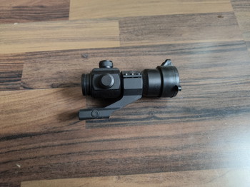 Imagen 2 de Red Dot - V2 (BB Proof)