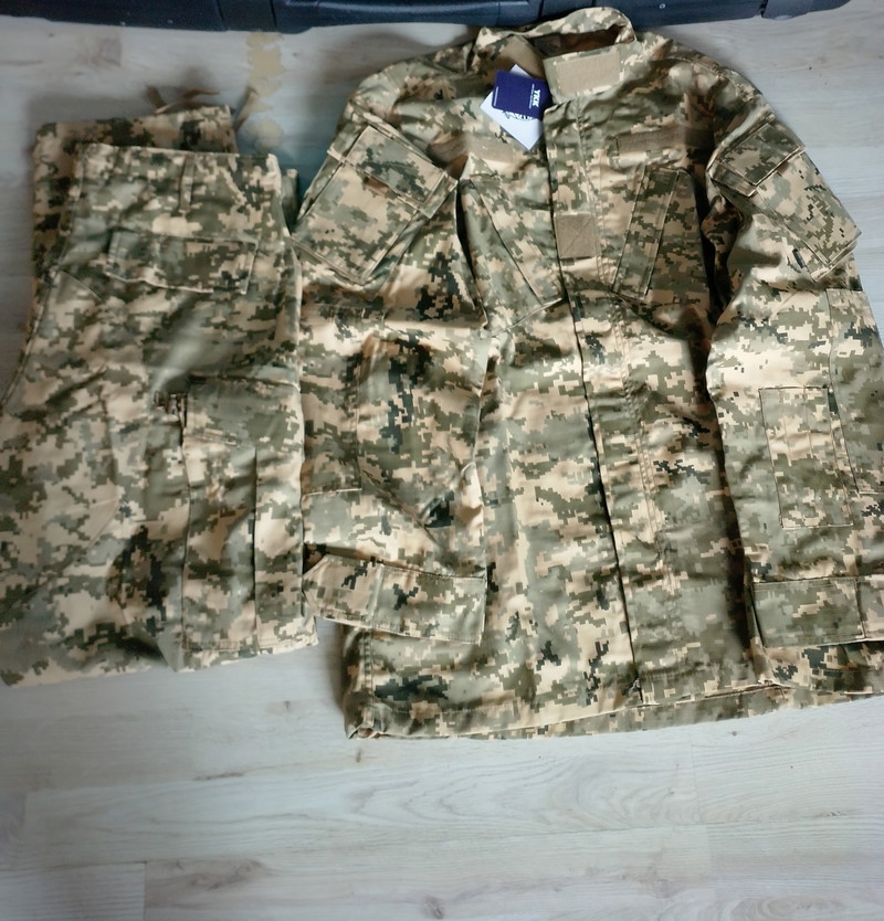 Image 1 for Zeldzame uniform Ukraine SF