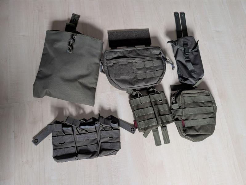 Immagine 1 di Various pouches