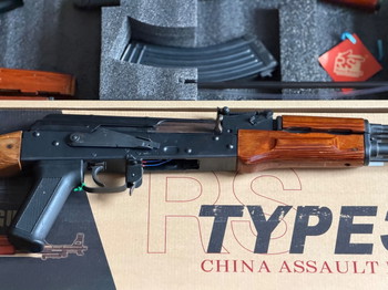 Afbeelding 3 van Real Sword AK (Type 56) with real AK parts