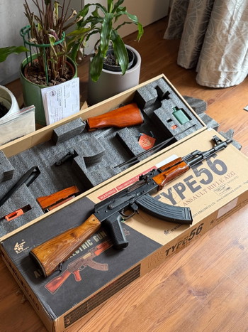 Afbeelding 8 van Real Sword AK (Type 56) with real AK parts