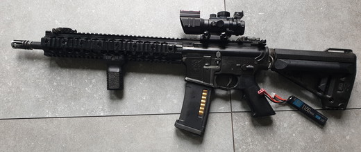 Afbeelding van VFC avalon VR16 M4 met red dot