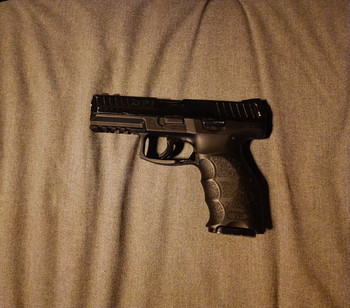 Bild 2 für Umarex VP9 handpistool co2 + 1 magazijn