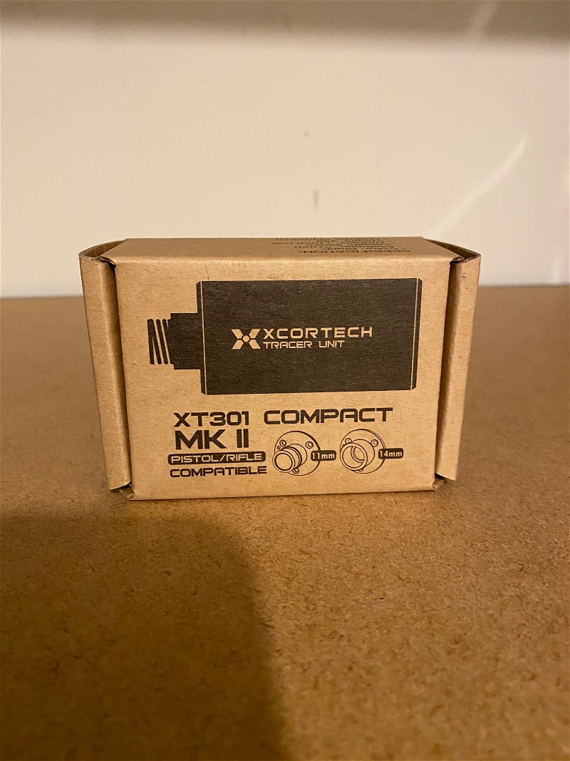 Afbeelding 1 van XCORTECH XT301 MK2 COMPACT AIRSOFT TRACER UNIT - BLACK. NIEUW!