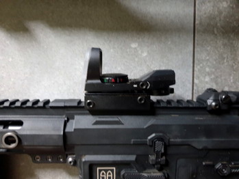 Imagen 3 de Specna Arms Light Ops met koffer en red dot