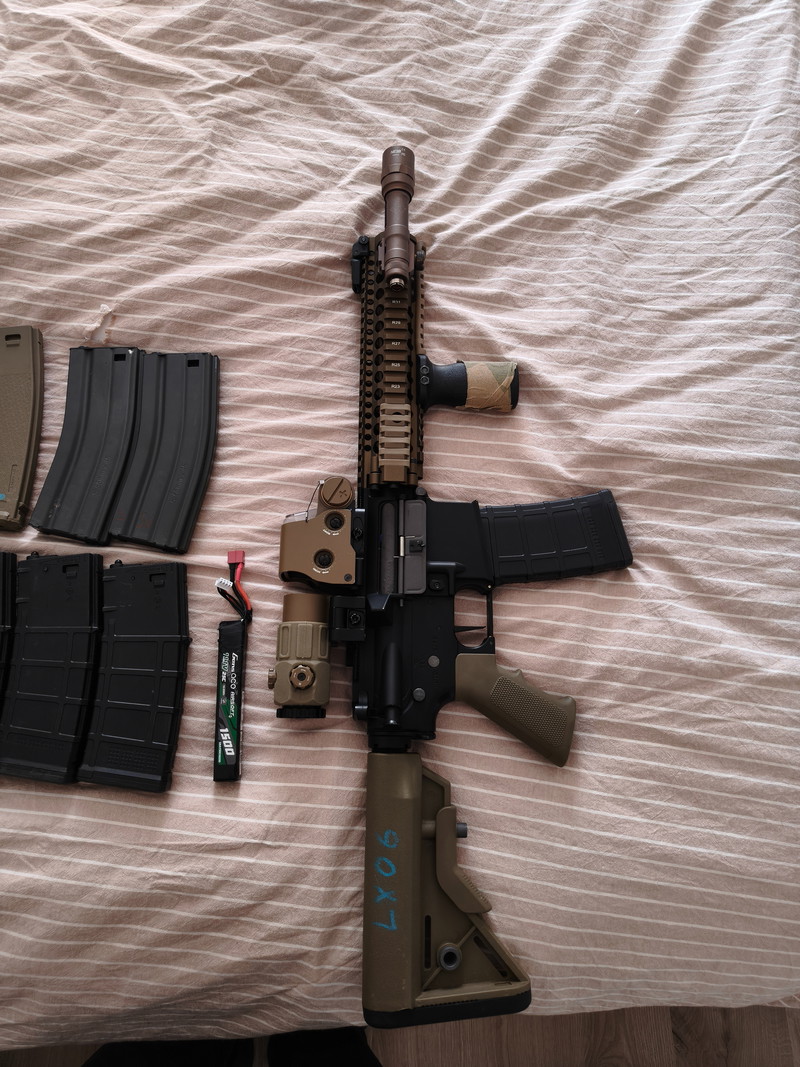 Bild 1 für Mk18 specna arms avec 10 chargeurs eotech + magnifier