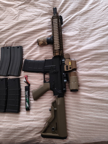 Bild 2 für Mk18 specna arms avec 10 chargeurs eotech + magnifier