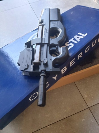 Image 3 for FN P90