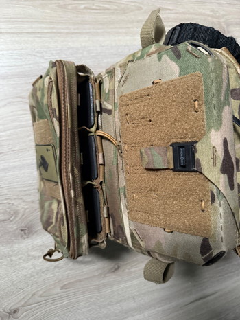 Image 4 for Warrior Assault Systems plate carrier met Husar Map Pack backpack