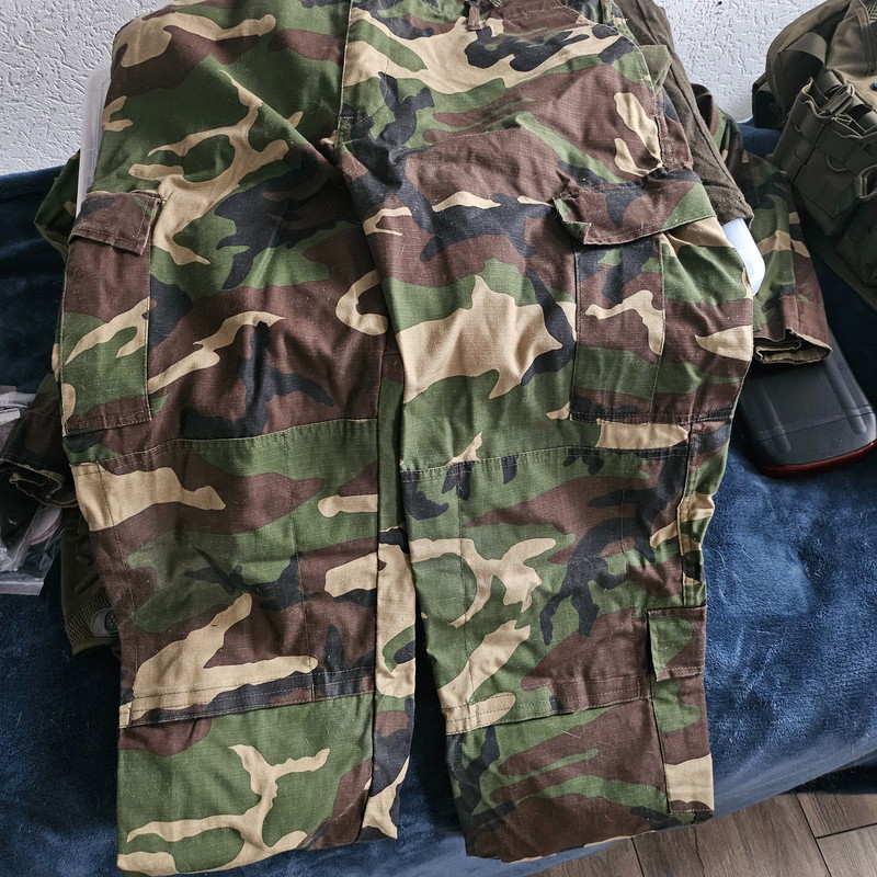 Bild 1 für Te koop diverse airsoft artikelen.