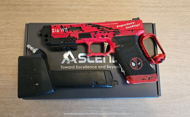 Image 1 for Deadpool Custom Glock + Adapter