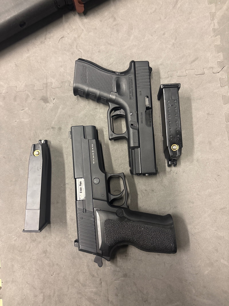 Imagen 1 de Pistol combo we glock en we p226