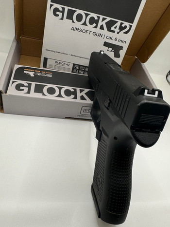 Afbeelding 4 van Glock 42