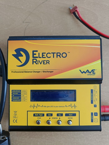 Afbeelding 2 van BATTERIJOPLADER ELECTRO RIVER