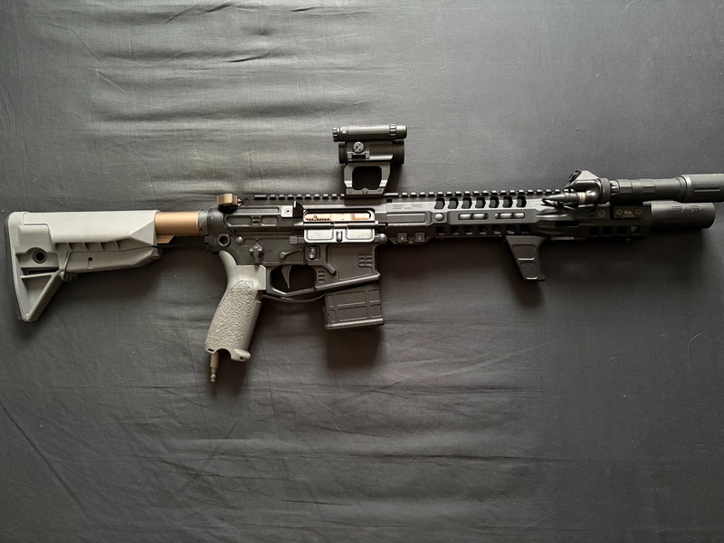 Image 1 for MWS CUSTOM SLR GBB BUILD