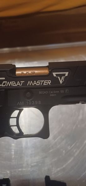 Afbeelding 2 van TTI Combat Master Begadi R601 (John Wick 3)