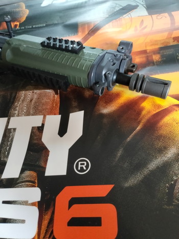 Image 3 for ICS Swat 556 shorty jungle edition (sig sauer) bekend van black ops 6 zo goed als nieuw!