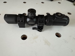 Afbeelding van Zeer mooie Utg 1-4.5x28 AccuShot CQB Circle-Dot Scope
