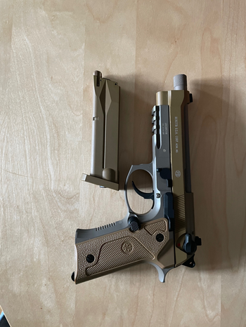 Image 4 pour Baretta m9a4 co2 pistol