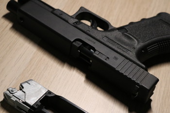 Image 4 pour Glock G17 Airsoft Umarex CO₂ Blowback