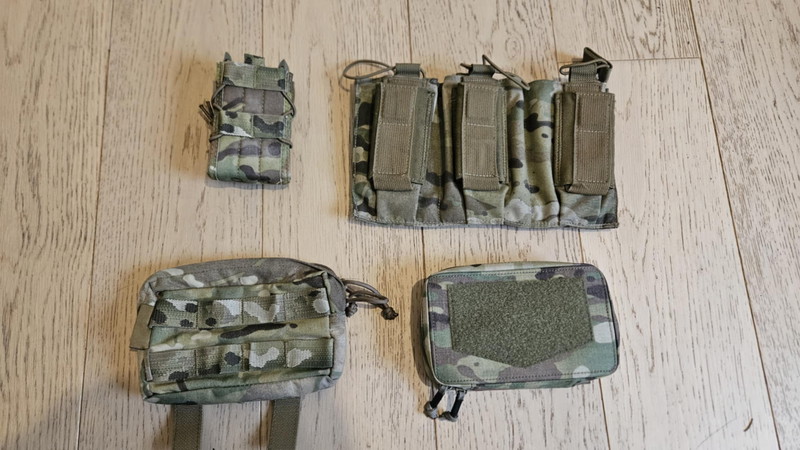 Imagen 1 de Diverse multicam pouches