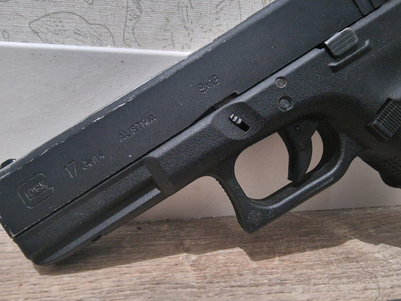 Image 1 pour UMAREX Glock 17 gen 4 F-mark