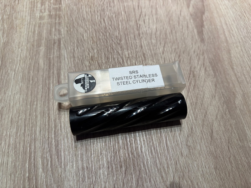 Image 1 pour Silverback SRS Twisted Cylinder