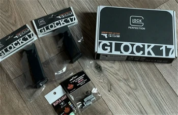 Afbeelding 3 van Metal Glock 17 - GEN3 ULTIMATE | GBB | UMAREX | BY GHK