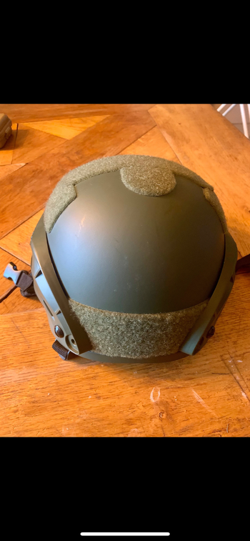 Imagen 3 de Olijfgroene helm FMA