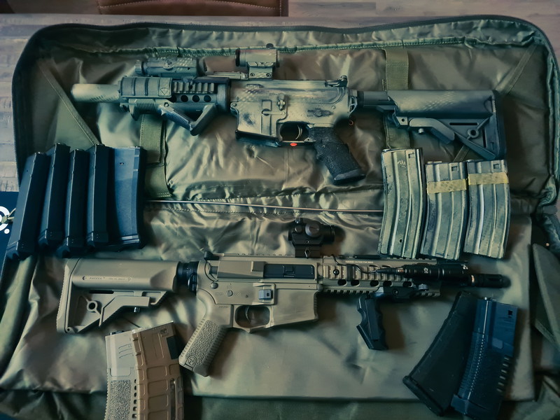 Image 1 for Alles in één keer weg voor een mooie prijs. (replicas en gear)