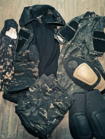 Image 3 pour Alles in één keer weg voor een mooie prijs. (replicas en gear)