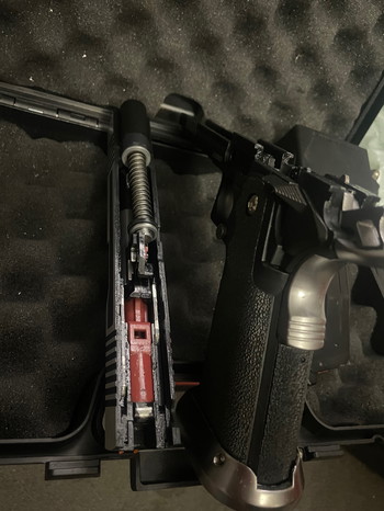 Imagen 2 de AW Custom Hicapa Splitslide HX1001 + Creeper Concepts M4 HPA Adapter - F Marked