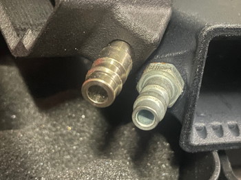 Imagen 5 de AW Custom Hicapa Splitslide HX1001 + Creeper Concepts M4 HPA Adapter - F Marked