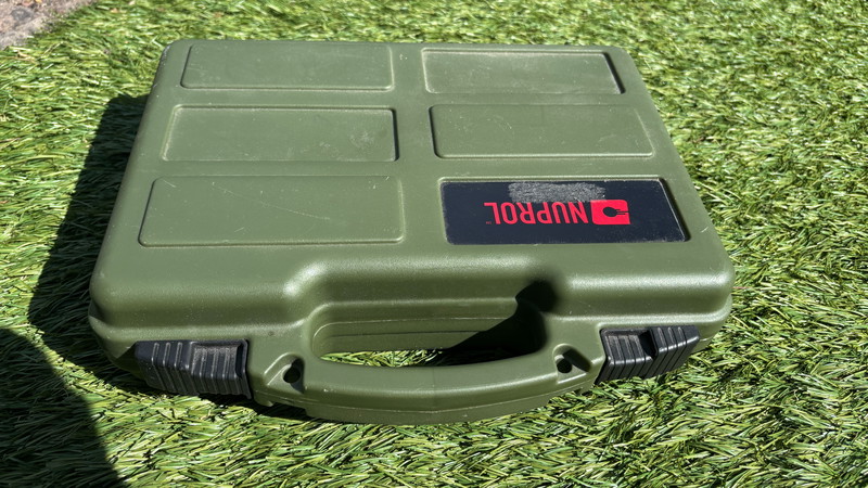 Image 1 pour Pistol Case Nuprol Green 30x19 - Wave/pluk Foam