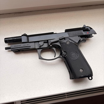 Image 2 for WE M9 A1 Beretta + 5 CO₂ magazijnen + Suppressor