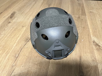 Imagen 5 de FAST replica helmet with Woodland cover