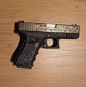 Afbeelding 2 van WE Glock Edged Gold/Black