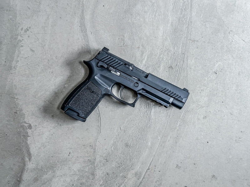 Afbeelding 1 van SIG SAUER M17 GBB (Black)