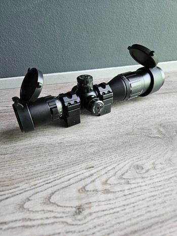 Image 6 for UTG Bug Buster 3-12x32 Mil-Dot scope / kijker