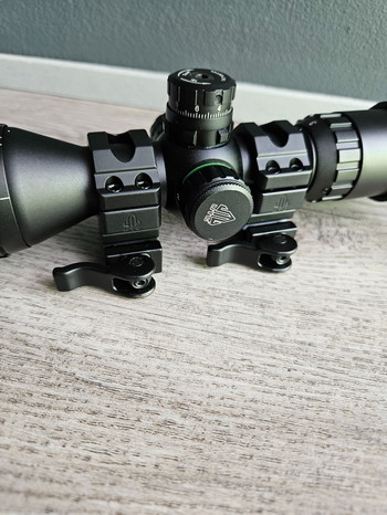 Image 7 for UTG Bug Buster 3-12x32 Mil-Dot scope / kijker