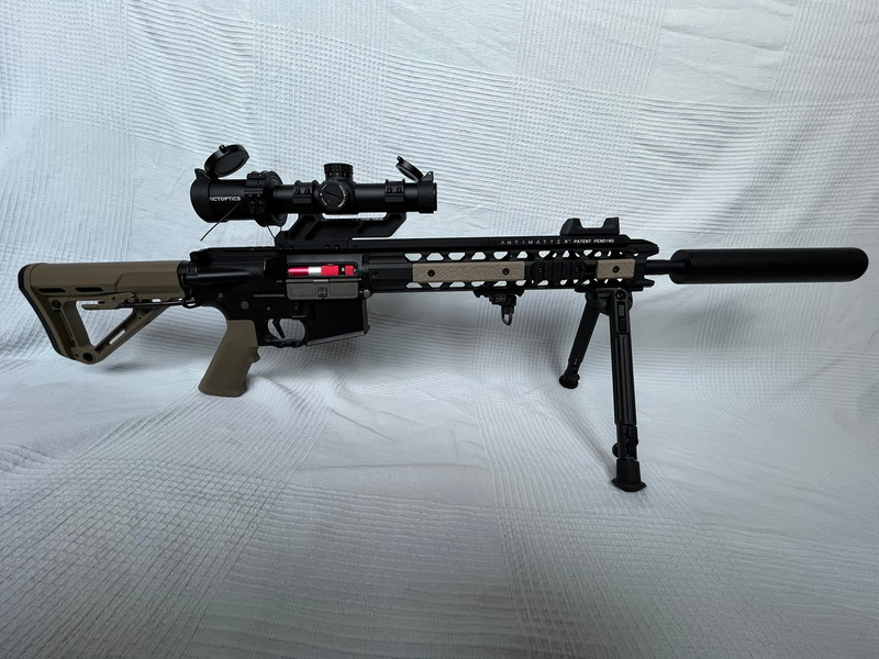 Image 1 pour Custom M4 with Polarstar F2 and Gorilla mFCU