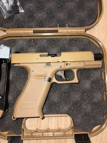 Afbeelding 4 van Umarex Glock 19X Coyote CO2 only